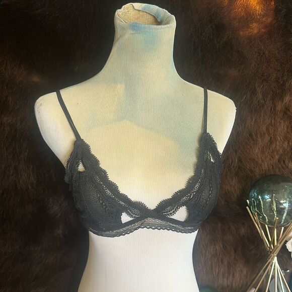 Naked Princess bra M (2000B) - Picture 1 of 6